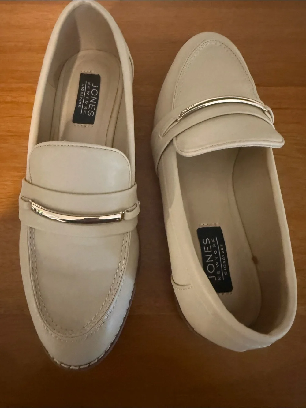 Jones New York Cream Loafers with Silver Bar